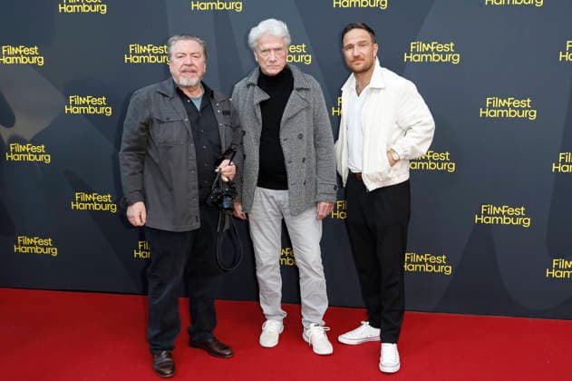 Armin Rohde, Jürgen Prochnow und Frederick Lau bei der Premiere des ZDF-Films Nachtschicht - Sterben verboten auf dem 34. Filmfest Hamburg 2026 im Cinemaxx Dammtor. Hamburg, 25.09.2026