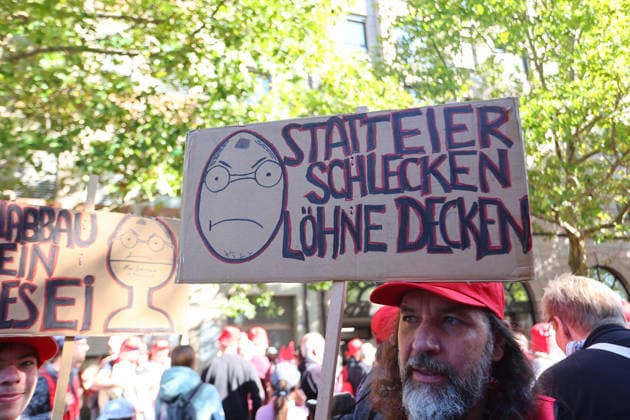 Politics, Demonstration against the labor reform in Germany Demonstration against the labor reform in Nuremberg , Bayern , Germany . September 26th, 2026 Photo by Davide Elias Copyright: xDavidexEliasx