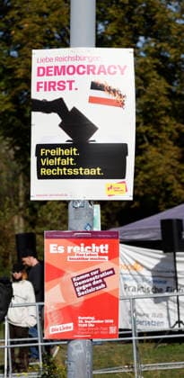 Reichsbürger Treffen 26.09.2026 Aufzug durch Darmstadt Innenstadt mit Fahnen und historischen Symbolen beabsichtigen Teilnehmer des Reichsbürger Treffen trotz Gegendemonstrationen und Auflagen Darmstadt Hessen Deutschland