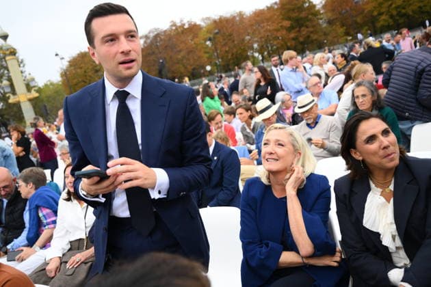 Visit to France of Pope Leo XIV - Politics at Mass At Concorde Place RN s president Jordan Bardella, Far-right party Rassemblement National (RN) candidate in France s 2027 presidential election Marine Le Pen and Laure Lavalette during a mass presided over by Pope Leo XIV at Concorde Place in Paris, France on September 26, 2026. Pope Leo XIV makes a historic apostolic journey of four days to France scheduled for September 25 to 28, 2026. Photo by Eliot Blondet ABACAPRESS.COM Paris France  Copyright: xBlondetxEliot ABACAx