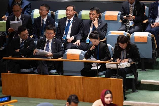September 26, 2026, New York City, USA: Members of the Chinese delegation listen during the General Debate of the 81st session of the United Nations General Assembly at the UN Headquarters in New York City. New York City USA - ZUMAl194 20260926_zip_l194_006 Copyright: xMarekxLadzinskix
