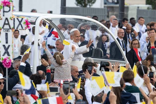 POPE S VISIT TO FRANCE PHOTOPQR OUEST FRANCE Stéphane Geufroi Paris September 26, 2026 Leon XIV begins aa historic four-day visit to France—an event for which one million people are expected. This Saturday, September 26, his visit to France included a massive Mass at Place de la Concorde attended by more than 700,000 faithful. September 25, 2026, Paris, France Pope Leo XIV is on an apostolic visit to France from September 25 to 28, 2026, Paris, France Copyright: xPHOTOPQR OUESTxFRANCE MAXPPPxStéphanexGeufroix 20260926OFR2172 20260926OFR2172