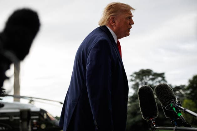 United States President Donald Trump walks out of the South Portico towards members of the press before departing from the new South Lawn helipad in Marine One at the White House on September 26, 2026 in Washington, D.C. Trump is heading to Knoxville, Tennessee where he will be attending the University of Tennessee vs. University of Texas College Football game. Copyright: xSamuelxCorumx xPoolxviaxCNPx MediaPunchx