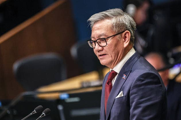 September 26, 2026, New York, New York, United States: THONGSAVANH PHOMVIHANE, Deputy Prime Minister and Minister of Foreign Affairs of Laos, addresses the General Debate of the 81st UN General Assembly, highlighting development and regional cooperation as Laos works to transform from a landlocked to a land-linked country through greater connectivity and international cooperation. New York United States - ZUMAo116 20260926_znp_o116_034 Copyright: xBiancaxOterox
