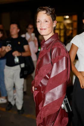 MFW Spring Summer 2027 Bottega Veneta leaving MP MILAN, ITALY - SEPTEMBER 26: Vicky Krieps leaves her hotel to attending Bottega Veneta fashion show during the Milan Fashion Week - Womenswear Spring Summer 2027 on September 24, 2026 in Milan, Italy. Photo by Marco Piovanotto Abacapress.com Milan Italy  Copyright: xPiovanottoxMarco ABACAx