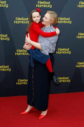 Elise Lindner und Rosalie Thomass bei der Premiere des Kinofilms Lügen über meine Mutter auf dem 34. Filmfest Hamburg 2026 im Cinemaxx Dammtor. Hamburg, 26.09.2026