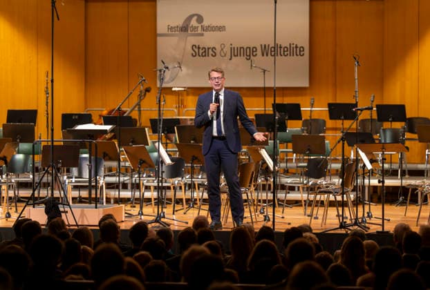 26.09.2026, Internationales Klassikfestival: Festival der Nationen 2026, im Kurhaus Bad Wörishofen (Unterallgäu), Eröffnungskonzert mit Sol Gabetta (Cello), davor Eröffnungsrede von Markus Blume (Bayerischer Staatsminister für Wissenschaft und Kunst), 26.09.2026, Klassikfestival Bad Wörishofen 26.09.2026, Klassikfestival Bad Wörishofen