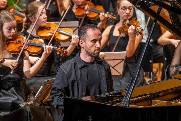 26.09.2026, Internationales Klassikfestival: Festival der Nationen 2026, im Kurhaus Bad Wörishofen (Unterallgäu), Pianist Igor Levit spielt mit dem vbw-Festivalorchester, unter der Leitung von Dirigent Christoph Adt, 26.09.2026, Klassikfestival Bad Wörishofen 26.09.2026, Klassikfestival Bad Wörishofen