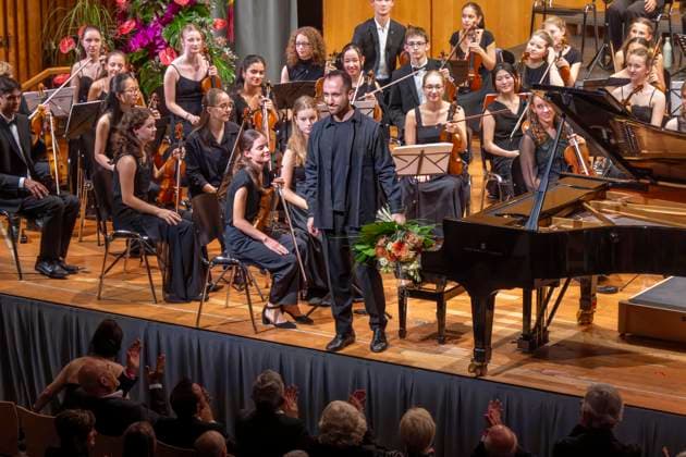 Entertainment Bilder des Tages #2 26.09.2026, Internationales Klassikfestival: Festival der Nationen 2026, im Kurhaus Bad Wörishofen (Unterallgäu), Pianist Igor Levit spielt mit dem vbw-Festivalorchester, unter der Leitung von Dirigent Christoph Adt, 26.09.2026, Klassikfestival Bad Wörishofen 26.09.2026, Klassikfestival Bad Wörishofen