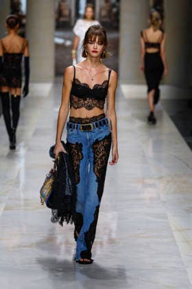 Dolce Gabbana Spring Summer 2027 Ready-to-Wear Collection Fashion Show during Milan Fashion Week on September 25, 2026 Dolce Gabbana Fashion Show Ready to Wear Spring Summer 2027 at Milan Fashion Week September 25, 2026 Milan, Italy  Copyright: xAgencex xBestimagexAgencex xBestimagex