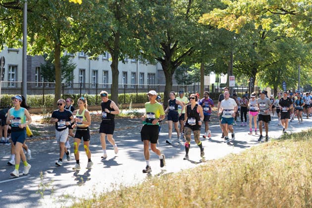 Berlin,27.09.2026, 52.BMW BERLIN-MARATHON,Impressionen vom Hohenzollerndamm im Bezirk Wilmersdorf