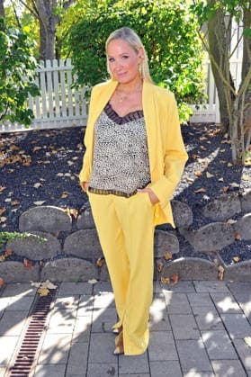 ZDF - Fernsehgarten. Schauspielerin Janine Kunze während der ZDF - Unterhaltungsshow Fernsehgarten am 27.09.2026 in Mainz. 20260927MWI151253