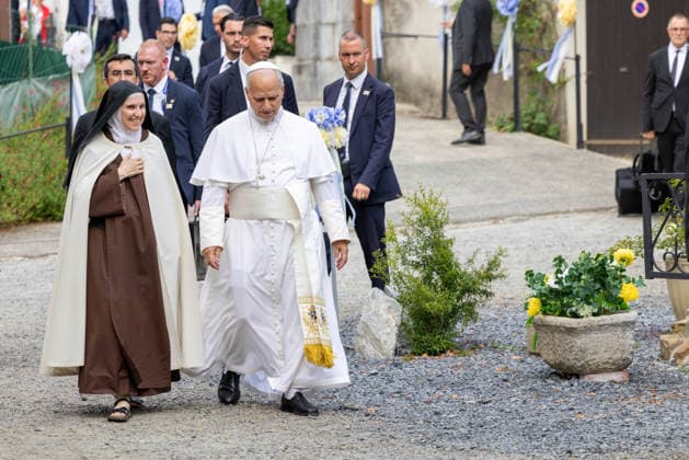 IPA89038003 - France, Lourdes, Vatican, September 27, 2026: Private meeting between Pope Leo XIV and contemplative nuns at the Carmelite Monastery in Lourdes. Photograph by POOL Catholic Press Photo  Copyright: xPOOL xCatholicxPressxPhotox xx IPA89038003