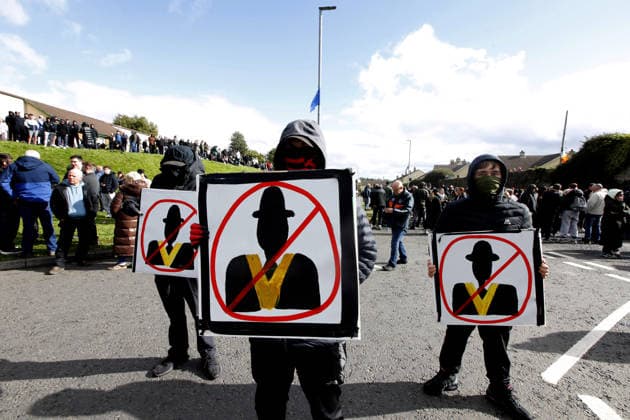 Protesters block Orange Order parade route in Portadown, Northern Ireland PORTADOWN, NORTHERN IRELAND - SEPTEMBER 27: A view of Garvaghy Road as protesters block the route of an Orange Order parade, delaying the march into Portadown town centre in Northern Ireland on September 27, 2026. Conor McCaughley Anadolu Portadown Northern Ireland. Editorial use only. Please get in touch for any other usage.  Copyright: x2026xAnadoluxConorxMcCaughleyx