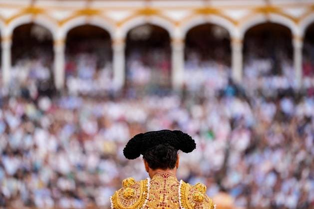 Fourth Regular Bullfight of the San Miguel Fair in Seville: Morante de la Puebla during the fourth regular bullfight of the San Miguel Fair at the Real Maestranza de Caballería On September 27, 2026, in Seville, Andalusia, Spain, Morante de la Puebla, Daniel Luque, and Borja Jiménez fought bulls from the Garcigrande ranch during the fourth subscription bullfight of the San Miguel Fair, September 27, 2026, in Seville, Andalusia, Spain Copyright: xJoaquinxCorcherox 7804636