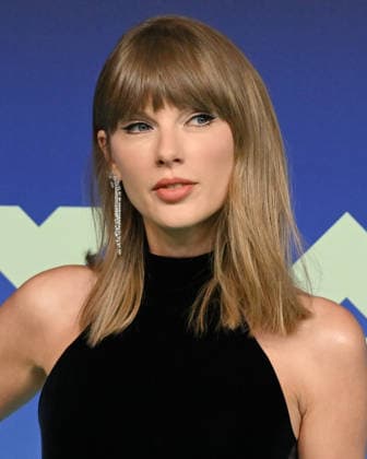 September 27, 2026, Los Angeles, California, USA: American singer-songwriter TAYLOR SWIFT, 36. attends the 2026 MTV Video Music Awards Ã¢â‚¬oeVMAsÃ¢â‚¬Â teal carpet. Los Angeles USA  - ZUMAb173 20260927_aap_b173_008 Copyright: xBillyxBennightx