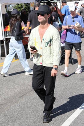 Celebrities spotted enjoying a leisurely Sunday at the local Farmers Market Featuring: Sasha Farber Where: Studio City, California, United States When: 27 Sep 2026 Credit: H2Y INSTARimages EDITORIAL USE ONLY. NOT FOR USE BY NEWSPAPERS BASED IN THE UK. Copyright: xx instar56065350