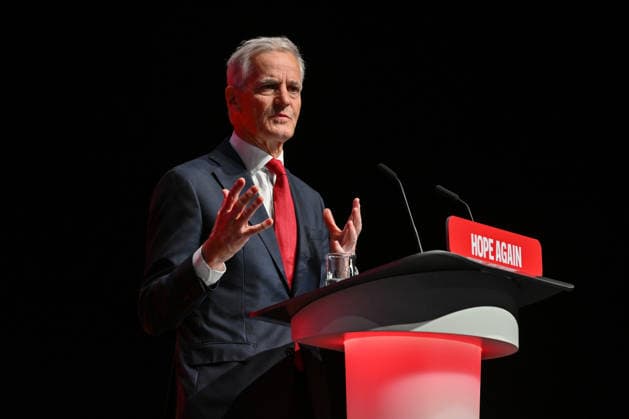 September 27, 2026, Liverpool, England, United Kingdom: Prime Minister of Norway JONAS GAHR SToËœRE gives a speech on the first day of the Labour Party Conference. Liverpool United Kingdom  - ZUMAs371 20260927_zip_s371_005 Copyright: xWiktorxSzymanowiczx