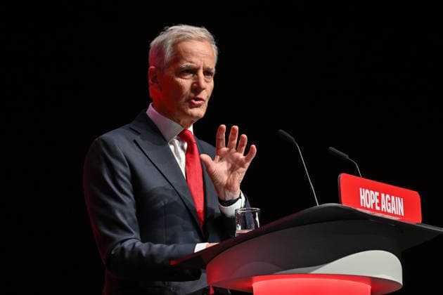 September 27, 2026, Liverpool, England, United Kingdom: Prime Minister of Norway JONAS GAHR SToËœRE gives a speech on the first day of the Labour Party Conference. Liverpool United Kingdom  - ZUMAs371 20260927_zip_s371_008 Copyright: xWiktorxSzymanowiczx
