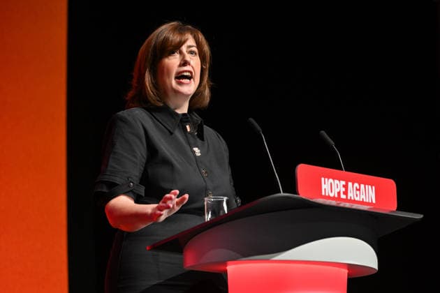 September 27, 2026, Liverpool, England, United Kingdom: Secretary of State for Education and Deputy Leader of the Labour Party LUCY POWELL gives a speech on the first day of the Labour Party Conference. Liverpool United Kingdom  - ZUMAs371 20260927_zip_s371_053 Copyright: xWiktorxSzymanowiczx
