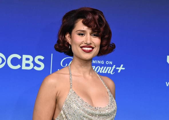 2026 MTV Video Music Awards Raye arriving at the 2026 MTV Video Music Awards held at the Peacock Theater on September 27, 2026 in Los Angeles, California. Los Angeles Peacock Theater California USA Copyright: xTammiexArroyo AFF-USA.comx