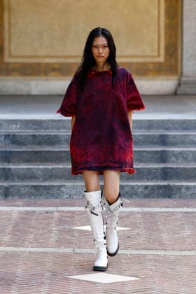 Marques Almeida Spring Summer 2027 Ready-to-Wear Collection fashion show at Milan Fashion Week (MLFW) on September 27, 2026 Marquess Almeida Spring Summer 2027 Ready-to-Wear Collection fashion show at Milan Fashion Week (MLFW) on September 27, 2026 Milan, Italy  Copyright: xAgencex xBestimagexAgencex xBestimagex