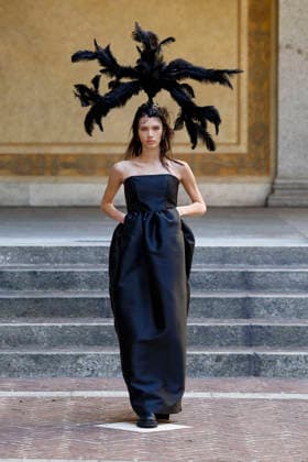 Marques Almeida Spring Summer 2027 Ready-to-Wear Collection fashion show at Milan Fashion Week (MLFW) on September 27, 2026 Marquess Almeida Spring Summer 2027 Ready-to-Wear Collection fashion show at Milan Fashion Week (MLFW) on September 27, 2026 Milan, Italy  Copyright: xAgencex xBestimagexAgencex xBestimagex