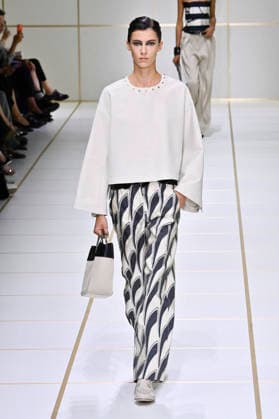 Giorgio Armani Spring Summer 2027 Ready-to-Wear Collection Fashion Show at Milan Fashion Week (MLFW) on September 27, 2026 Giorgio Armani Spring Summer 2027 Ready-to-Wear Collection Fashion Show at Milan Fashion Week (MLFW) on September 27, 2026 Milan, Italy  Copyright: xAgencex xBestimagexAgencex xBestimagex