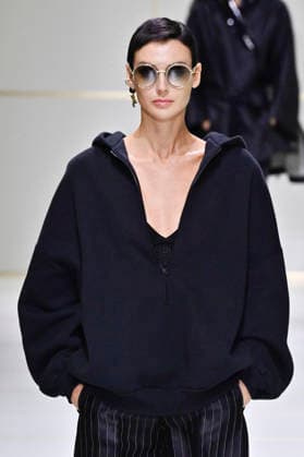 Giorgio Armani Spring Summer 2027 Ready-to-Wear Collection Fashion Show at Milan Fashion Week (MLFW) on September 27, 2026 Giorgio Armani Spring Summer 2027 Ready-to-Wear Collection Fashion Show at Milan Fashion Week (MLFW) on September 27, 2026 Milan, Italy  Copyright: xAgencex xBestimagexAgencex xBestimagex