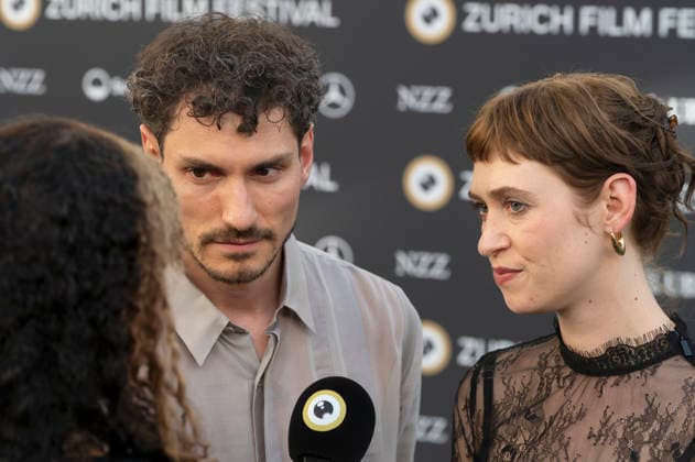 Nicola Perot und Lia von Blarer bei der Premiere der SRF-Serie Blind auf dem 22. Zurich Film Festival im Arthouse Le Paris. Zürich, 27.09.2026