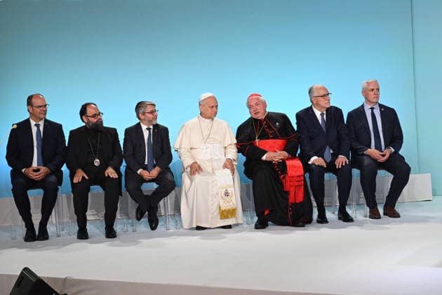 September 28, 2026, Metz, FRANCE: Pope Leo XIV during the interreligious meeting at the Robert Schuman Congress Center, Metz, 28 September 2026. ANSA MAURIZIO BRAMBATTI POOL. Metz FRANCE  - ZUMAa110 20260928_zaf_a110_008 Copyright: xMaurizioxBrambattix