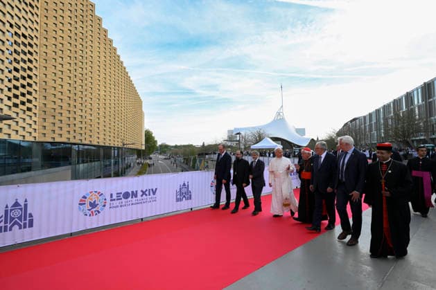 POPE LEO XIV AT INTERRELIGIOUS MEETING IN METZ France, Metz, Vatican, 2026 9 28 Interreligious meeting with Pope Leo XIV at the Robert Schuman Congress Center in Metz. EDITORIAL USE ONLY - NO BOOKS Copyright: xVATICANxMEDIA xCatholicxPressxPhotox