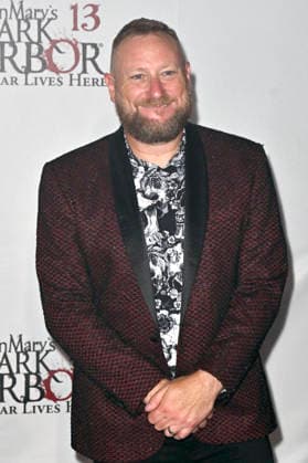 Brett Bertolino bei der Queen Mary s Dark Harbor Media & VIP Night im Dark Harbor. Long Beach, 27.09.2026