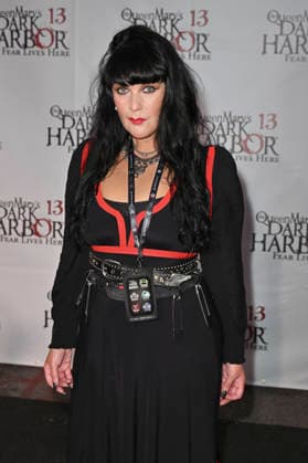 Brocarde bei der Queen Mary s Dark Harbor Media & VIP Night im Dark Harbor. Long Beach, 27.09.2026