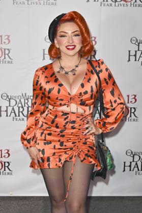 Ashley Herrera bei der Queen Mary s Dark Harbor Media & VIP Night im Dark Harbor. Long Beach, 27.09.2026
