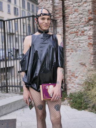 IPA89067451 - During Milan Fashion Week, the real show isn t just on the runways—it s in the city s streets. Milanese street style becomes an open-air stage where eccentricity reveals all its facets.  Copyright: xLucaxPontix xLucaPonti IpaAgencyLucaPonti Ipax IPA89067451