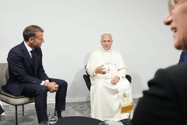 POPE LEO XIV AT INTERRELIGIOUS MEETING IN METZ France, Metz, Vatican, 2026 9 28 Interreligious meeting with Pope Leo XIV at the Robert Schuman Congress Center in Metz. EDITORIAL USE ONLY - NO BOOKS Copyright: xPOOL xCatholicxPressxPhotox