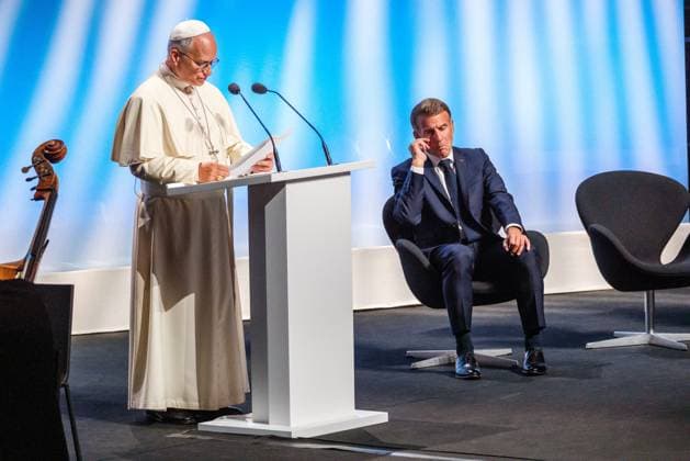 RECORD DATE NOT STATED The Pope in Metz Photo by Arnaud BEINAT Maxppp September 28, 2026, Metz, Moselle, Lorraine, Grand Est, France Address by Pope Leo XIV at the Robert Schuman Convention Center, in the presence of French President Emmanuel Macron and Catholic Cardinal Jean Marc Aveline, President of the French Bishops’ Conference, Metz, France, September 28, 2026 Pope Leo XIV delivers a speech at the Robert Schuman Convention Center in Metz, in the presence of French President Emmanuel Macron and Cardinal Jean Marc Aveline, President of the French Bishops’ Conference, during the Pope’s four-day apostolic visit to France Copyright: xMAXPPPxArnaudxBeinatx ABE260928-07 ABE260928-07