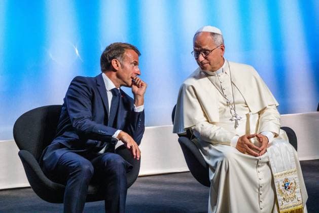 RECORD DATE NOT STATED The Pope in Metz Photo by Arnaud BEINAT Maxppp September 28, 2026, Metz, Moselle, Lorraine, Grand Est, France Address by Pope Leo XIV at the Robert Schuman Convention Center, in the presence of French President Emmanuel Macron and Catholic Cardinal Jean Marc Aveline, President of the French Bishops’ Conference, Metz, France, September 28, 2026 Pope Leo XIV delivers a speech at the Robert Schuman Convention Center in Metz, in the presence of French President Emmanuel Macron and Cardinal Jean Marc Aveline, President of the French Bishops’ Conference, during the Pope’s four-day apostolic visit to France Copyright: xMAXPPPxArnaudxBeinatx ABE260928-12 ABE260928-12