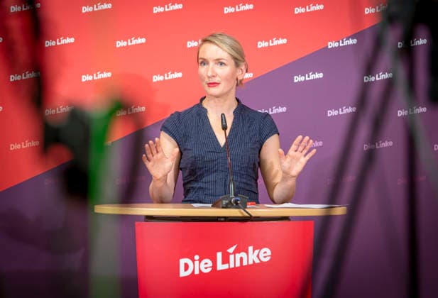 Ines Schwerdtner EUR, Deutschland, Berlin, 28.09.2026: Pressekonferenz von Ines Schwerdtner Vorsitzende der Partei Die Linke im Karl-Liebknecht-Haus zu aktuellen Themen: Anzeige gegen BM Dobrindt,Pflegereform, Enteignung bzw. Vergesellschaftung und der Rücktritt von Jens Spahn.