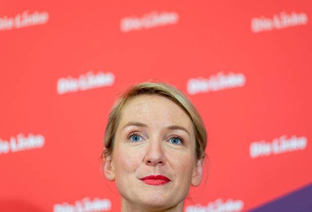 Ines Schwerdtner EUR, Deutschland, Berlin, 28.09.2026: Pressekonferenz von Ines Schwerdtner Vorsitzende der Partei Die Linke im Karl-Liebknecht-Haus zu aktuellen Themen: Anzeige gegen BM Dobrindt,Pflegereform, Enteignung bzw. Vergesellschaftung und der Rücktritt von Jens Spahn.