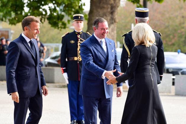 Pope Leo XIV in France - Grand Duke Guillaume at Meeting For Peace And Unity in Metz French President Emmanuel Macron and First Lady Brigitte Macron welcome Grand Duke Guillaume upon his arrival for the At the Roots of Europe: For Peace and Unity meeting at the Robert Schuman Conference Centre in Metz, France on September 28, 2026, the final day of the Pope s visit to France. Photo by Romain Doucelin Pool ABACAPRESS.COM Metz France  Copyright: xDoucelinxRomain ABACAx
