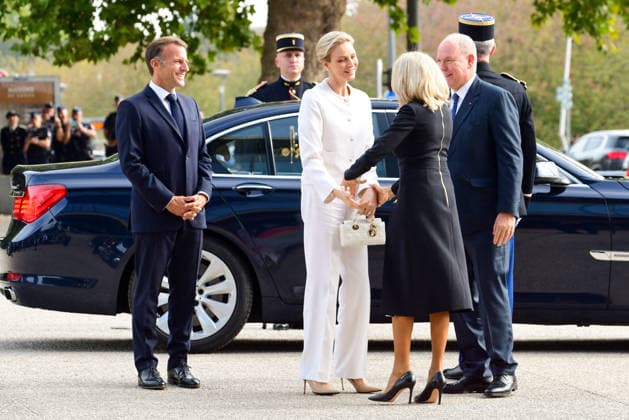 Pope Leo XIV in France - Prince Albert and Princess Charlene at Meeting For Peace And Unity in Metz French President Emmanuel Macron and First Lady Brigitte Macron welcome Prince Albert II and Princess Charlene of Monaco upon their arrival for the At the Roots of Europe: For Peace and Unity meeting at the Robert Schuman Conference Centre in Metz, France on September 28, 2026, the final day of the Pope s visit to France. Photo by Romain Doucelin Pool ABACAPRESS.COM Metz France  Copyright: xDoucelinxRomain ABACAx