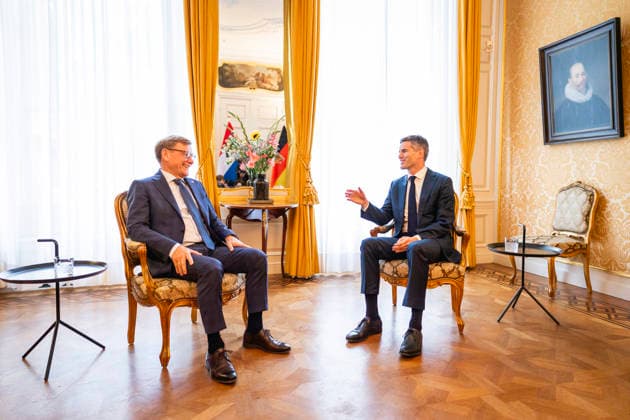 (L-R) Johann Wadephul (CDU), Bundesaussenminister, und Tom Berendsen, Aussenminister der Niederlande, aufgenommen im Rahmen eines Treffens in Den Haag, 28.09.2026. Fotografiert im Auftrag des Auswaertigen Amtes Den Haag Deutschland Copyright: xJulianexSonntagx