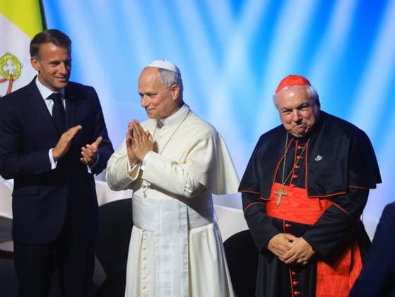 Pope Leo XIV’s Visit to Metz POPE’S VISIT TO FRANCE PHOTOPQR LE REPUBLICAIN LORRAIN Gilles WIRTZ Metz September 28, 2026 Pope Leo XIV’s visit to Metz at the Robert Schuman Convention Center Here with Emmanuel Macron 28 September 2026, Metz, France. Pope Leo XIV is on an apostolic visit to France from September 25 to 28, 2026. Metz, Moselle, Lorraine, France  Copyright: xPHOTOPQR LExREPUBLICAINxLORRAIN xGillesxWIRTZx 20260928RBL8878 20260928RBL8875