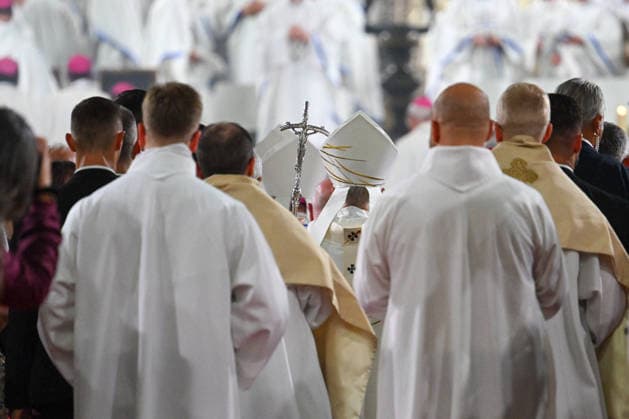 Pope Leo XIV celebrates Mass at Metz Cathedral in Metz, northeastern France, during his visit to the city on September 28, 2026. Jeanne Accorsini, Pool Bestimage, Metz, France  Copyright: xJeannexAccorsini Pool BestimagexJeannexAccorsini Pool Bestimagex