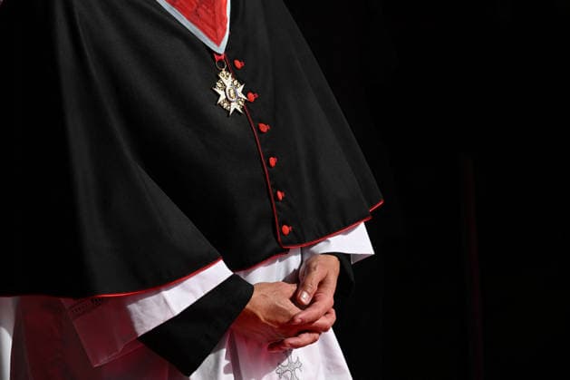 French President Emmanuel Macron and his wife, Brigitte Macron, Pope Leo XIV celebrates Mass at Metz Cathedral in Metz, northeastern France, during his visit to the city on September 28, 2026. Jeanne Accorsini, Pool Bestimage, Metz, France  Copyright: xJeannexAccorsini Pool BestimagexJeannexAccorsini Pool Bestimagex