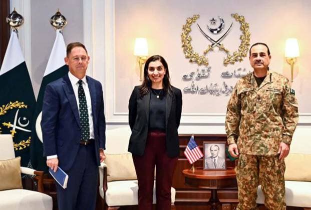 September 28, 2026, Pakistan: Field Marshal Syed Asim Munir Meets with U.S. Afghanistan War Commission Co-Chairs Shamila N. Chaudhary and Dr. Colin F. Jackson at GHQ Pakistan  - ZUMAas3_ 20260928_zaf_as3_042 Copyright: xPPIx
