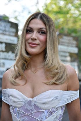 PFW Weinsanto Outside Arrivals JR Iris Mittenaere arriving at Weinsanto show during Paris Fashion Week, in Paris, France on 28 September 2026. Photo by Julien Reynaud APS-Medias ABACAPRESS.COM Paris France  Copyright: xReynaudxJulien APS-Medias ABACAx