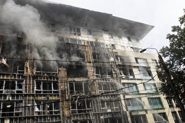 Firefighters extinguish a fire at a business centre, caused by a Russian drone strike, Dnipro, Ukraine, September 28, 2026. At least three people were killed, and another 15 people were injured in the attack. (Photo by Mykola Miakshykov Ukrinform) Russians attack business centre in Dnipro with drone  Copyright: xMykolaxMiakshykovx